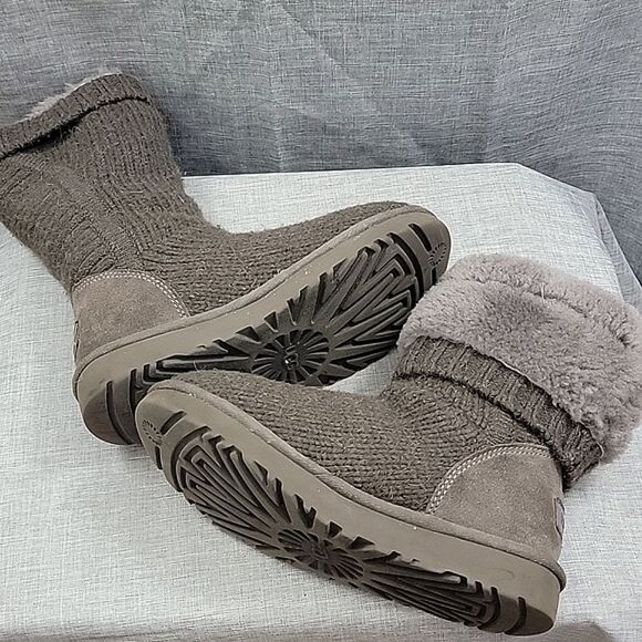 UGG Capra Gray Wool knit shearling lined Boots Ribbed - 1012287  women's sz 5 - Picture 5 of 10